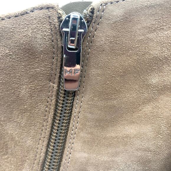 Marc Fisher Tan Suede Heel Ankle Booties 7.5 - Picture 6 of 9